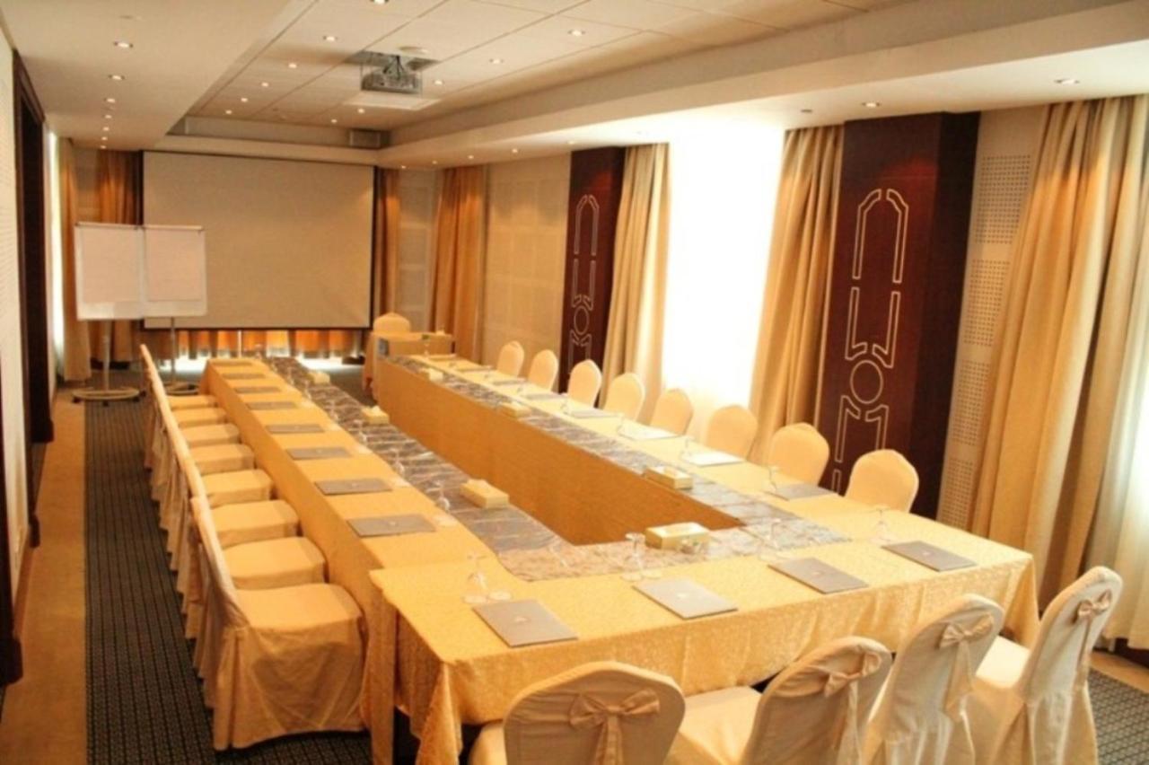 Costa Del Sol Hotel By Arabian Link Koweït Extérieur photo