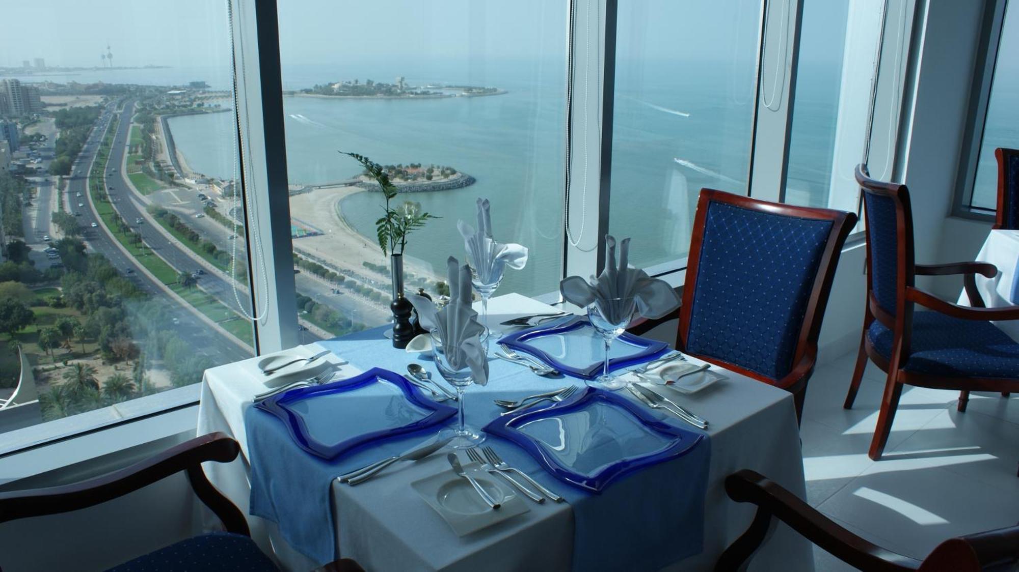 Costa Del Sol Hotel By Arabian Link Koweït Extérieur photo
