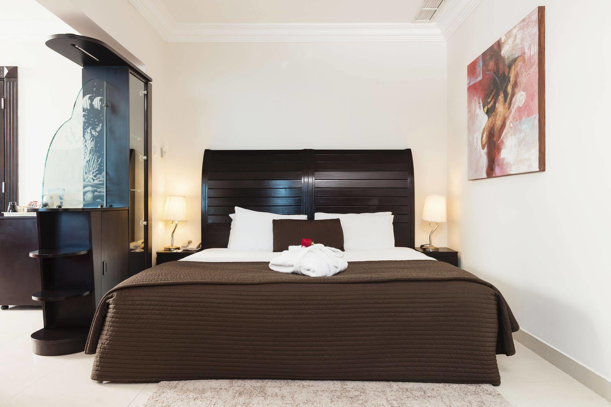 Costa Del Sol Hotel By Arabian Link Koweït Extérieur photo